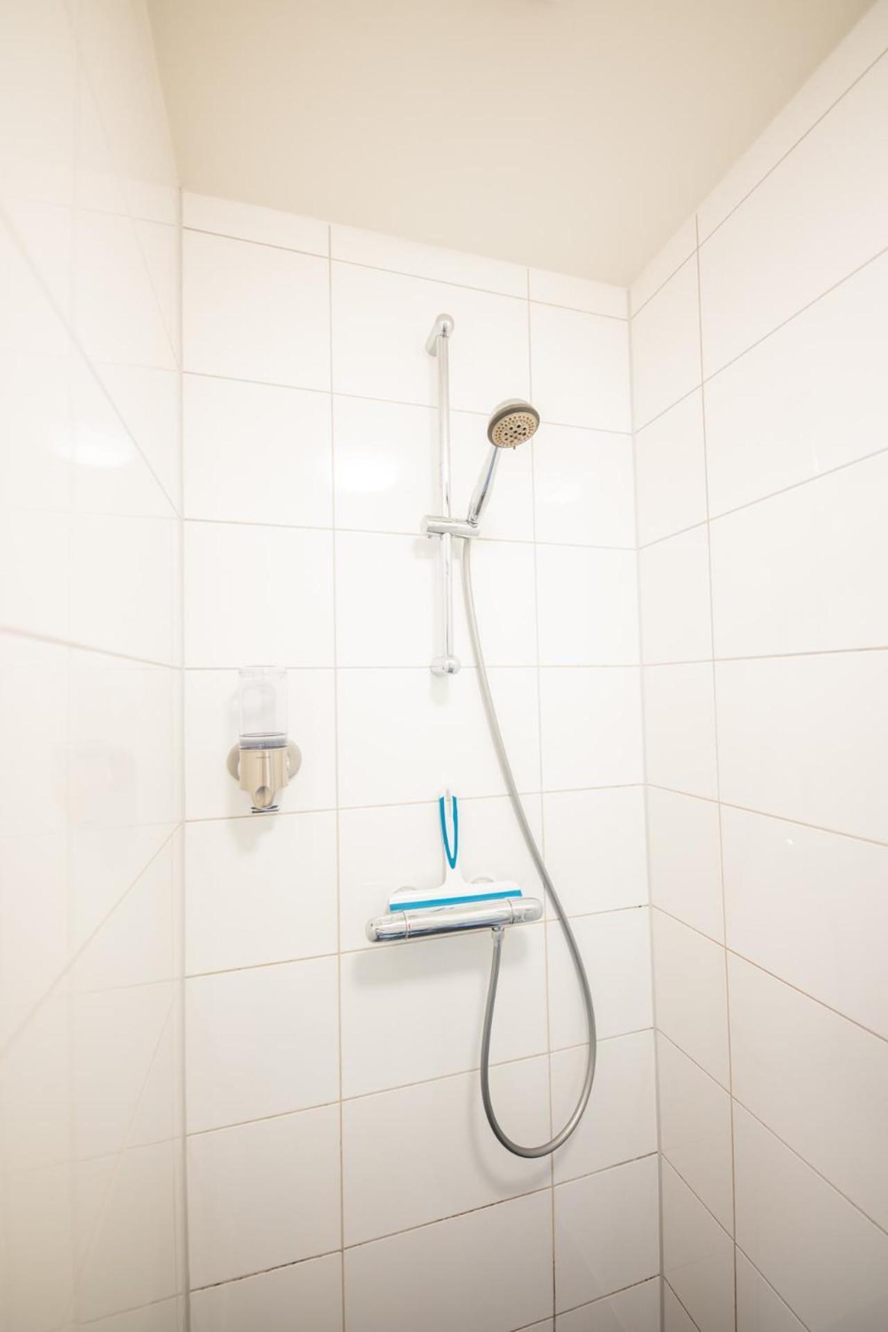 Delightful 2 Bedroom Apartment - Sd23L 埃因霍温 外观 照片